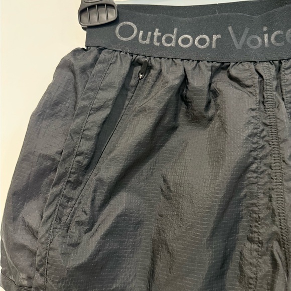 Outdoor Voices BreakLite 4” Running Shorts - Picture 2 of 4